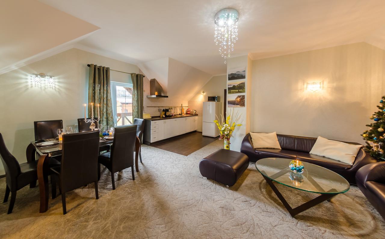 Gallery Of Mountains Holiday Home Yasinya Room photo